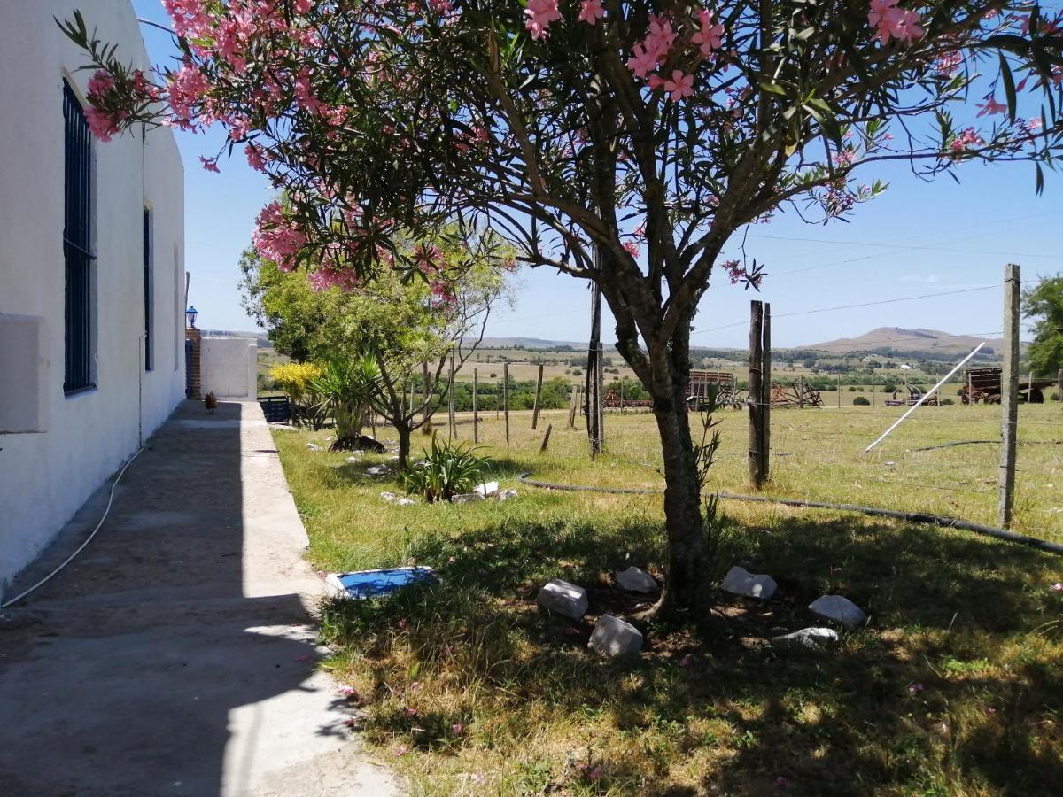 La Chacra Guest House Minas Bagian luar foto